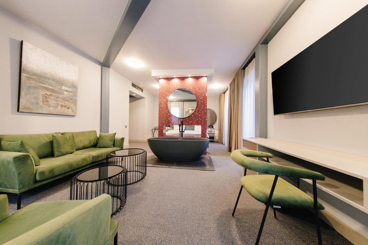 Strofi Boutique Hotel Tbilisi Bagian luar foto