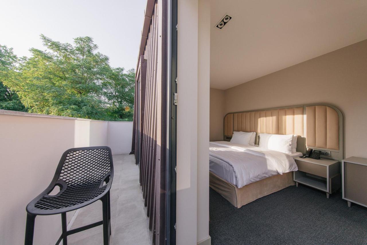 Strofi Boutique Hotel Tbilisi Bagian luar foto
